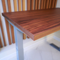 Стол StolStoya МОТОР UP с регулируемой высотой подстолье серое и столешница МДФ шпон американский орех SE211ISAO12065