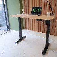 Стол StolStoya МОТОР UP с регулируемой высотой подстолье черное и столешница МДФ шпон беленый дуб SE211IBBD12065