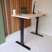 Стол StolStoya МОТОР UP с регулируемой высотой подстолье черное и столешница МДФ шпон беленый дуб SE211IBBD12065