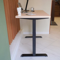 Стол StolStoya МОТОР UP с регулируемой высотой подстолье черное и столешница МДФ шпон беленый дуб SE211IBBD12065