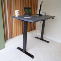 Стол StolStoya МОТОР UP с регулируемой высотой подстолье черное и столешница МДФ эмаль сланцево-серая SE211IBSS12065