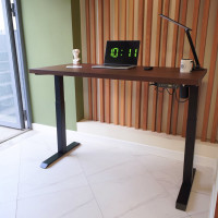 Стол StolStoya МОТОР UP с регулируемой высотой подстолье черное и столешница МДФ шпон венге 140x70 SE211IBV14070