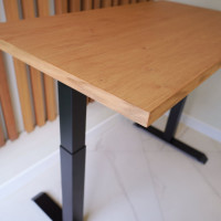 Стол StolStoya МОТОР UP с регулируемой высотой подстолье черное и столешница МДФ шпон дуб европейский SE211IBDE12065