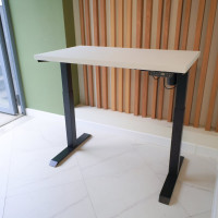 Стол StolStoya МОТОР UP с регулируемой высотой подстолье черное и столешница МДФ эмаль белая 140x70 SE211IBW14070