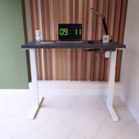 Стол с регулируемой высотой StolStoya МОТОР UP подстолье белое и столешница МДФ эмаль Сланцево-серая SE211I140WSS