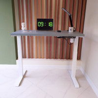 Стол с регулируемой высотой StolStoya МОТОР UP подстолье белое и столешница МДФ эмаль Серая 120x65 SE211/120WS