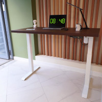 Стол с регулируемой высотой StolStoya МОТОР UP подстолье белое и столешница МДФ шпон Венге 120x65 SE211/120WV