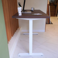 Стол с регулируемой высотой StolStoya МОТОР UP подстолье белое и столешница МДФ шпон Венге 120x65 SE211/120WV