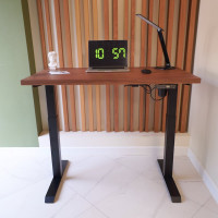 Стол StolStoya МОТОР с регулируемой высотой подстолье черное и столешница МДФ шпон американский орех SE211IBAO14070