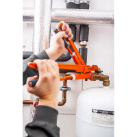 Трубный ключ NEO Tools тип 90 320 мм 1.0 02-130