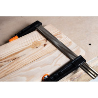 Струбцина NEO Tools усиленная, тип F, 80 x 300 мм, двухкомпонентная рукоятка 45-452