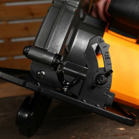 Дисковая (циркулярная) пила DEKO DKCS2400-210 2400 Вт, диск 210 мм 063-4319