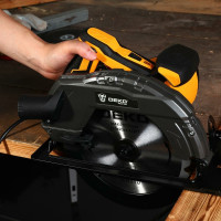 Дисковая (циркулярная) пила DEKO DKCS2400-210 2400 Вт, диск 210 мм 063-4319