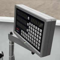 Универсальный токарный станок по металлу с УЦИ VISPROM SPV-1500/660 39001800