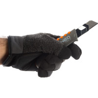 Нож с отламывающимся лезвием NEO Tools 18 мм металлический корпус 63-011