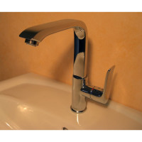 Смеситель для раковины HANSGROHE 31087000 Metris, поворотный излив 00000008161