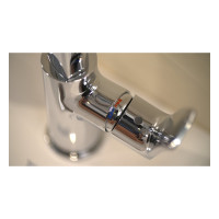 Смеситель для раковины HANSGROHE 31087000 Metris, поворотный излив 00000008161