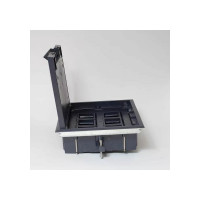 Люк на 6 постов SPL 45x45, металл/ пластик, с пластиковой коробкой, IP40 300006