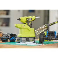 Ryobi Клеевой пистолет 18В RGLM18-0 без аккумулятора в комплекте 5133005001
