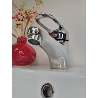 Смеситель для умывальника Melodia della vita Classica картридж д.40 мм, без гибкой подводки 65081