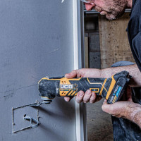 Инструмент многофункциональный JCB (-18MT-B-E)18V,5000-15000 об/мин в в к-те с зарядным устройством(-18VFC-E)2.4A и батареей аккум(-20LI-E) 2.0AH JCB-18MT-2XB-E(57233)