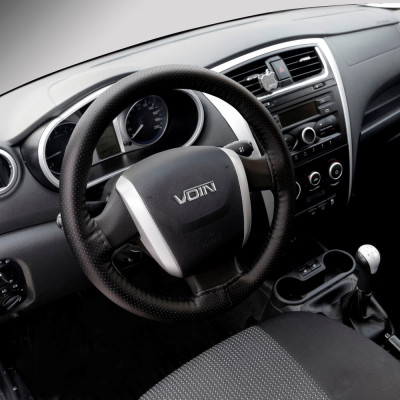 Оплетка на руль VOIN SWIFT со шнуровкой, экокожа, M d=38см, черный OPLV0101