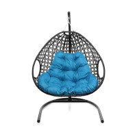Подвесное кресло M-GROUP ДЛЯ ДВОИХ ЛЮКС с ротангом чёрное, голубая подушка 11510403