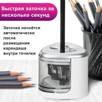 Электрическая точилка BRAUBERG DUAL для 2 диаметров карандашей, 4 батарейки АА, белая 270580