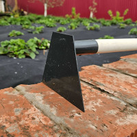 Мотыга ООО Агростройлидер прямая 150мм с черенком в сборе САД-10.01.2