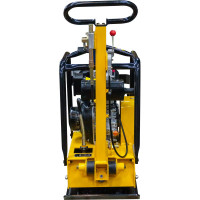 Реверсивная дизельная виброплита Masalta Kama KM173F, 5,5 л.с., 137 кг, колеса, MS125-1 ВИБ165