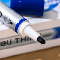 Маркер для досок DELI Think, круглый пишущий наконечник, 2 мм, синий EU00130