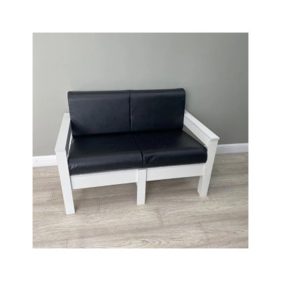 Диван 2-х местный NEW VICTORIA каркас белый, кожзам черный К0035