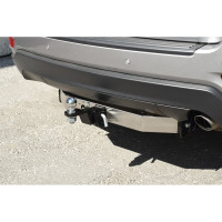 Фаркоп ТСУ со съемным квадратом и нержавеющей накладкой для JEEP Grand Cherokee 2013 PT Group JGC991101