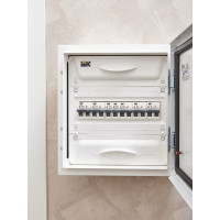 Автоматический выключатель IEK M06N 1P B 16А AR-M06N-1-B016