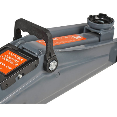 Поодкатной домкрат Airline 2т в кейсе (MIN - 135 мм, MAX - 380 мм) AJ-2F-380K