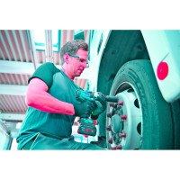 Аккумуляторный гайковерт Bosch GDS 18V-1050 H Соло 06019J8500