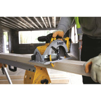 Дисковая пила DEWALT DCS391M2