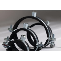 Хомут с EPDM уплотнителем UWS 107-116 мм 4 с гайкой М8 в комплекте ш+д 130784