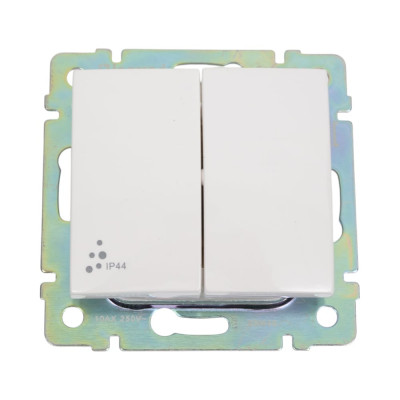 Переключатель Legrand двухклавишный IP44 Legrand Valena 10А 250В схема 6/2 безвинтовые зажимы белый 770098