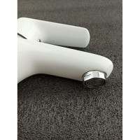 Смеситель для раковины Rainsberg белый, однорычажное управление R2001KF