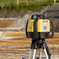 Комплект лазерного нивелира LEICA Rugby 640 6015675