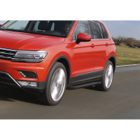 Пороги на автомобиль Rival Black для Volkswagen Tiguan II 2016-2020-2020-н.в., 173 см, 2 шт., алюминий F173ALB.5802.4