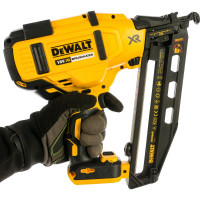 Шпилькозабиватель DEWALT 18.0 В XR DCN660N