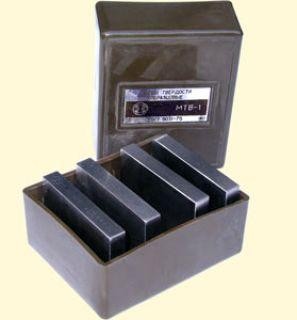 Меры твердости образцовые мтв-1 (из 4-х шт.) виккерс гост 9031-75 г.в. 1981 (компл)