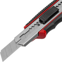 Нож с выдвижным лезвием 18 мм с 5 лезвиями MATRIX MASTER 78921