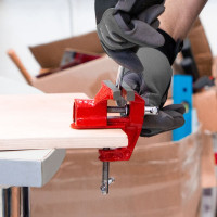 Тиски SPARTA 75 мм, крепление для стола 185115