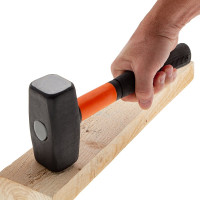 Кувалда SPARTA 2000 г, фибергласовая обрезиненная рукоятка 10917