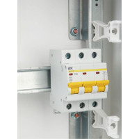 Автоматический 3-полюсный выключатель, 32А, С ВА47-29 4.5кА IEK MVA20-3-032-C