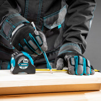 Рулетка GROSS Schlagfest 5 м x 25 мм, магн. обрезиненный зацеп, двухст. шкала, нейлоновое покр 31113