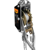 Рычажная лебедка SPARTA тяга - 1.5 т, подъем - 0.6 т, одинарное храповое колесо 522155